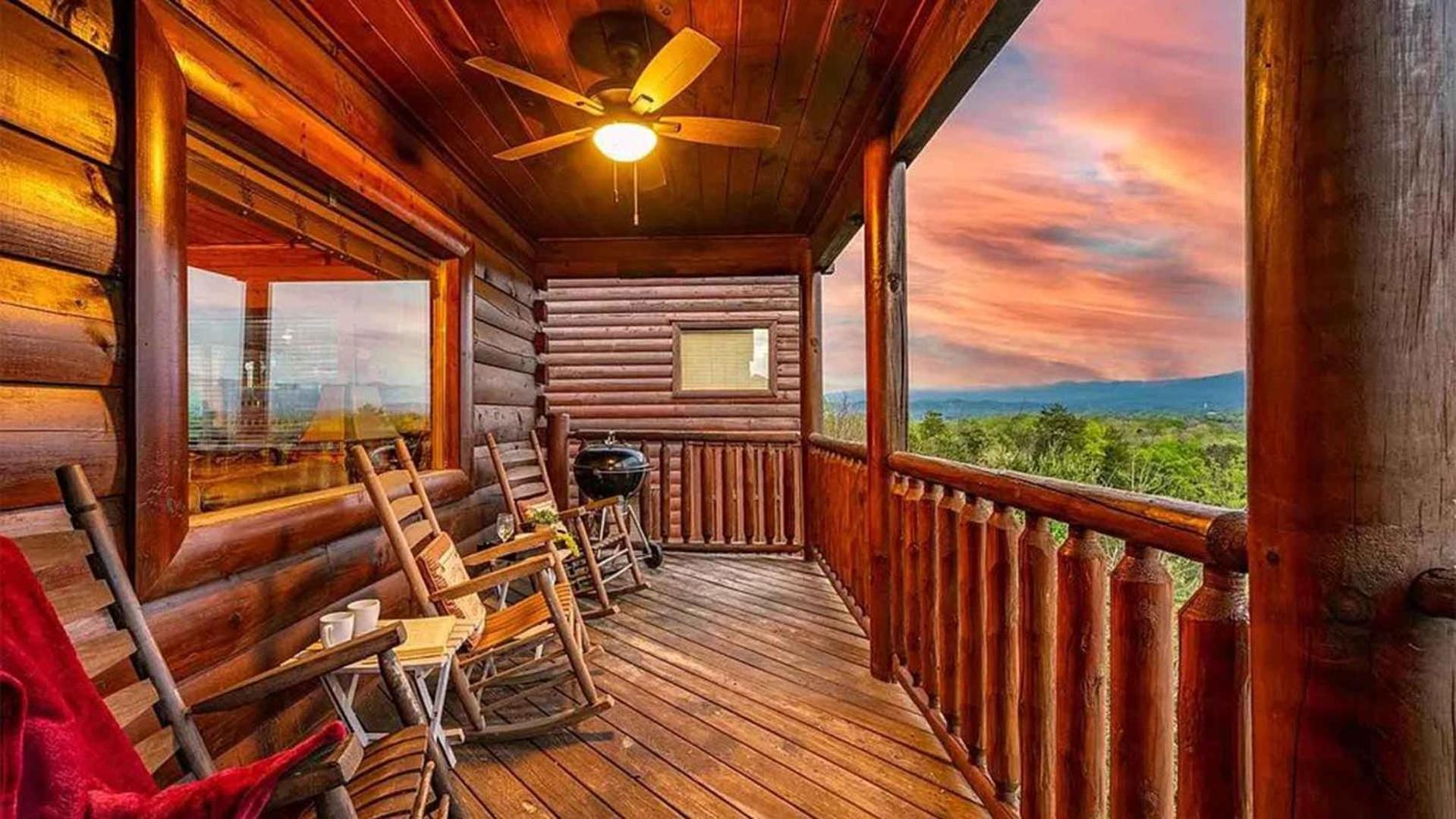 New Majestic 5 Star Amazing View, Pool, Hot Tub! Villa Pigeon Forge Exterior foto